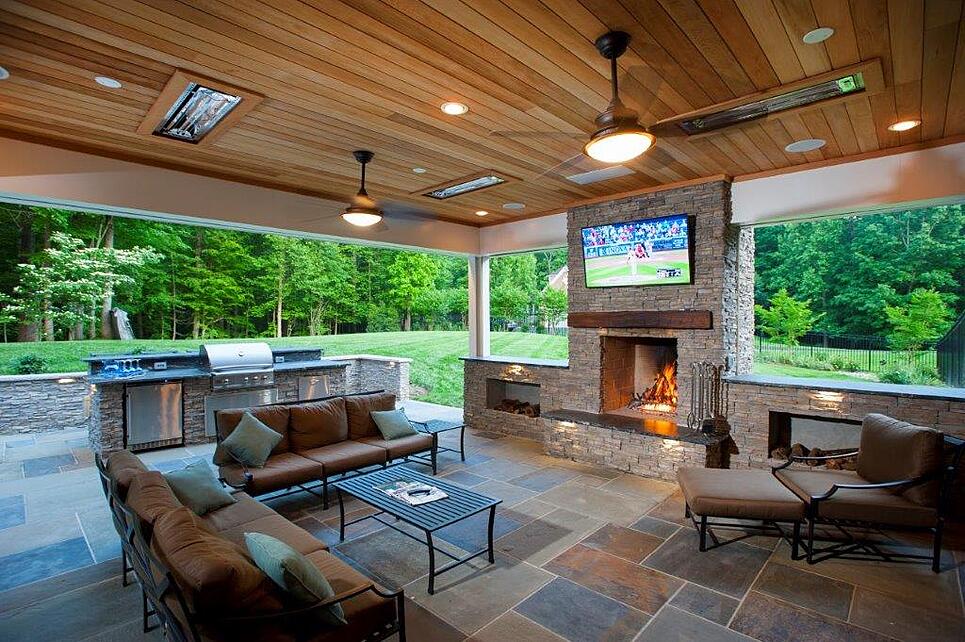 Outdoor Patio Heating in the Spring