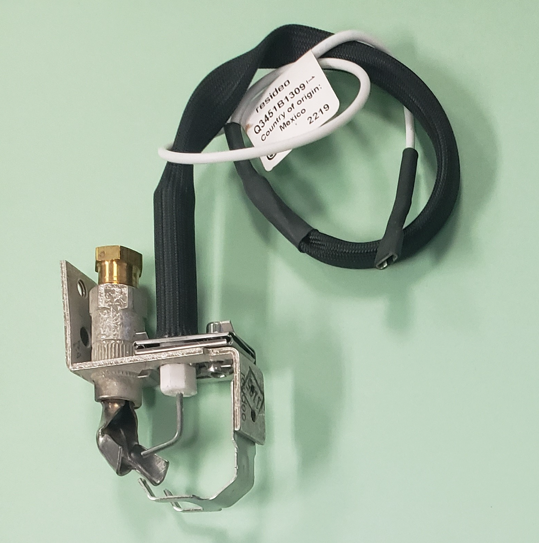 JX-0205-XX - PILOT BURNER ASSEMBLY c/w SPARK WIRE & INSULATION - 2100/2300