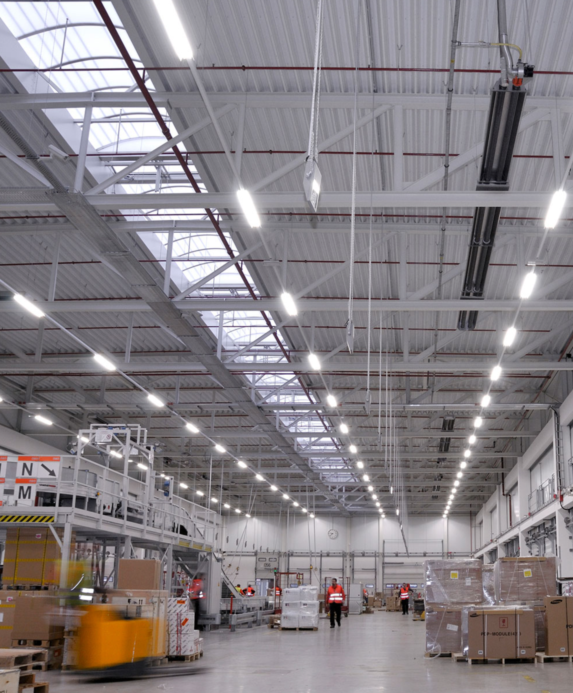 STS-130-50-CN - 50' premierSchwank Tube Heater, 130k btu, NG, Single Stage, Indoor